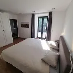 Comfortable Rustic House With Spacious Garden Near The Villa *