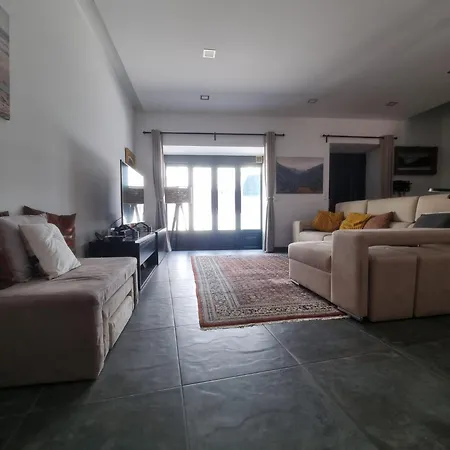 Villa Comfortable Rustic House With Spacious Garden Near The *