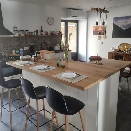 Villa Comfortable Rustic House With Spacious Garden Near The *